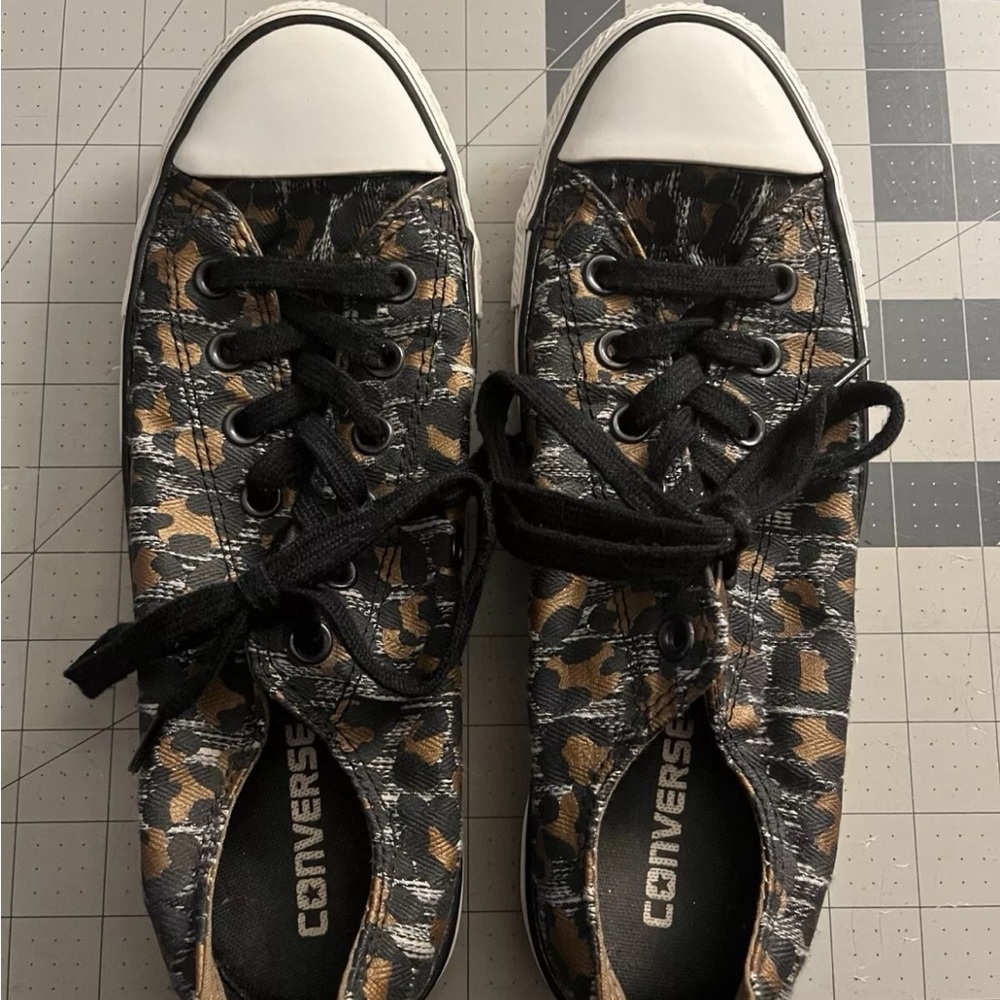 Leopard Converse Unisex Cheetah Print Shoes Low Top Women’s 9 Mens 7.5 Excellent